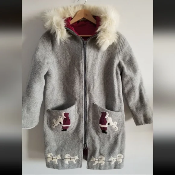 Vintage Inuit Embroidered Wool Parka - Picture 8 of 9